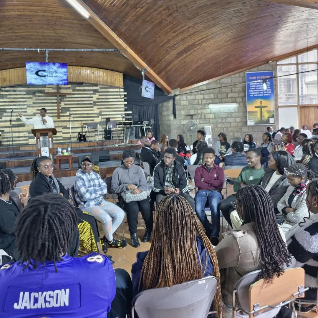 NBCNgRd - Clans duringYouth service